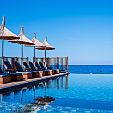 Sea Valley Lodge  